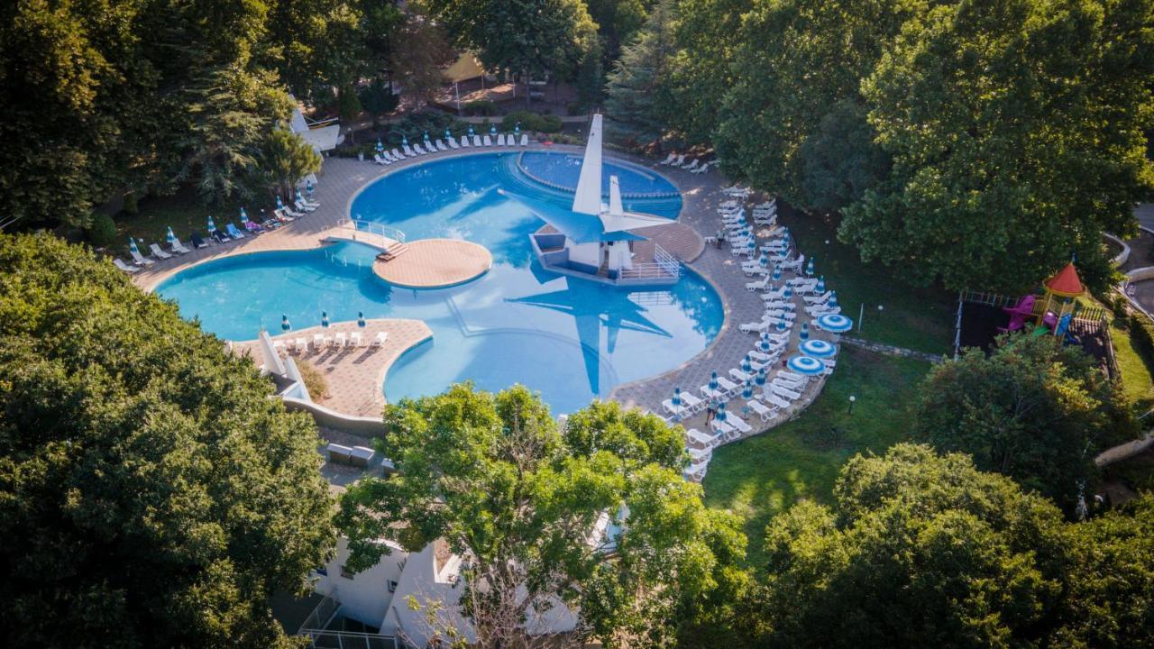 Hotel Ralitsa Aquaclub Albena Kültér fotó