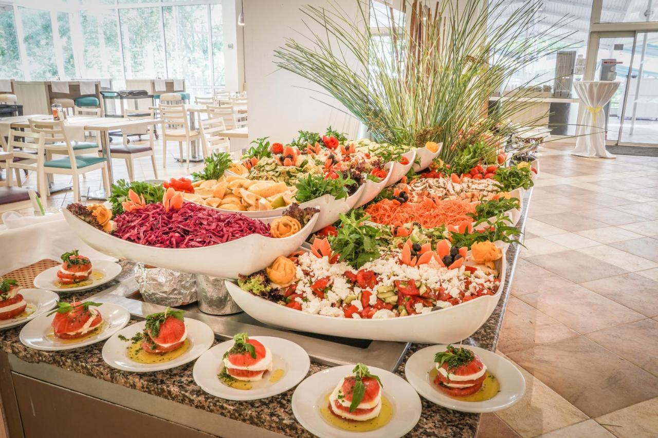 Hotel Ralitsa Aquaclub Albena Kültér fotó