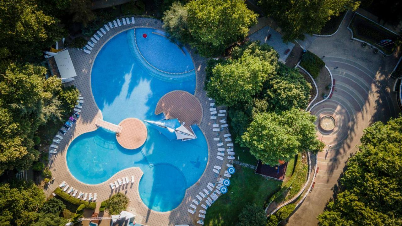 Hotel Ralitsa Aquaclub Albena Kültér fotó