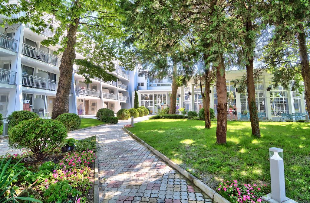 Hotel Ralitsa Aquaclub Albena Kültér fotó