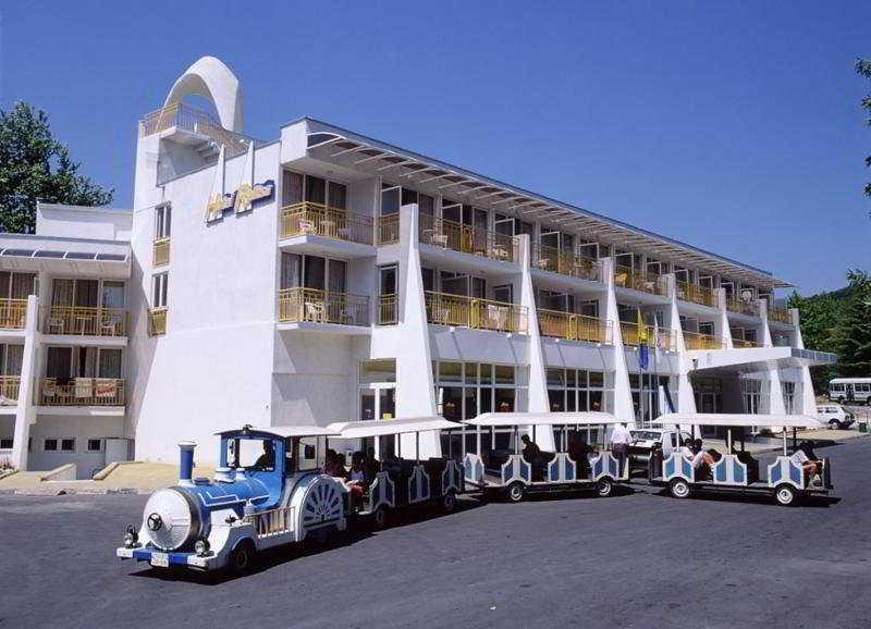 Hotel Ralitsa Aquaclub Albena Kültér fotó